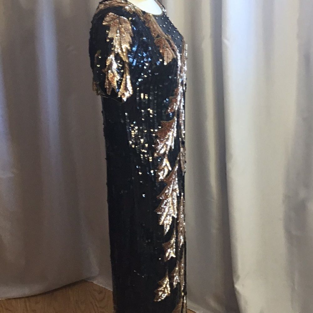 VINTAGE beaded & sequined gown in black & gold colors size medium - Picture 9 of 16